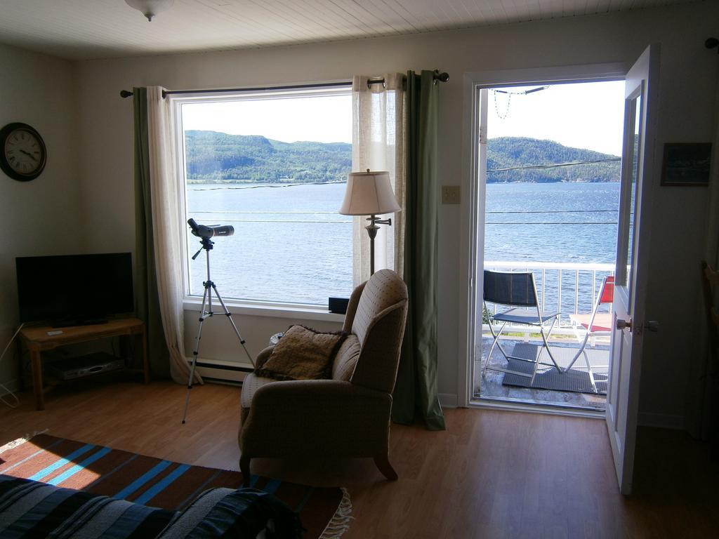 Apartement Mirador Du Fjord LʼAnse-Saint-Jean Exteriér fotografie